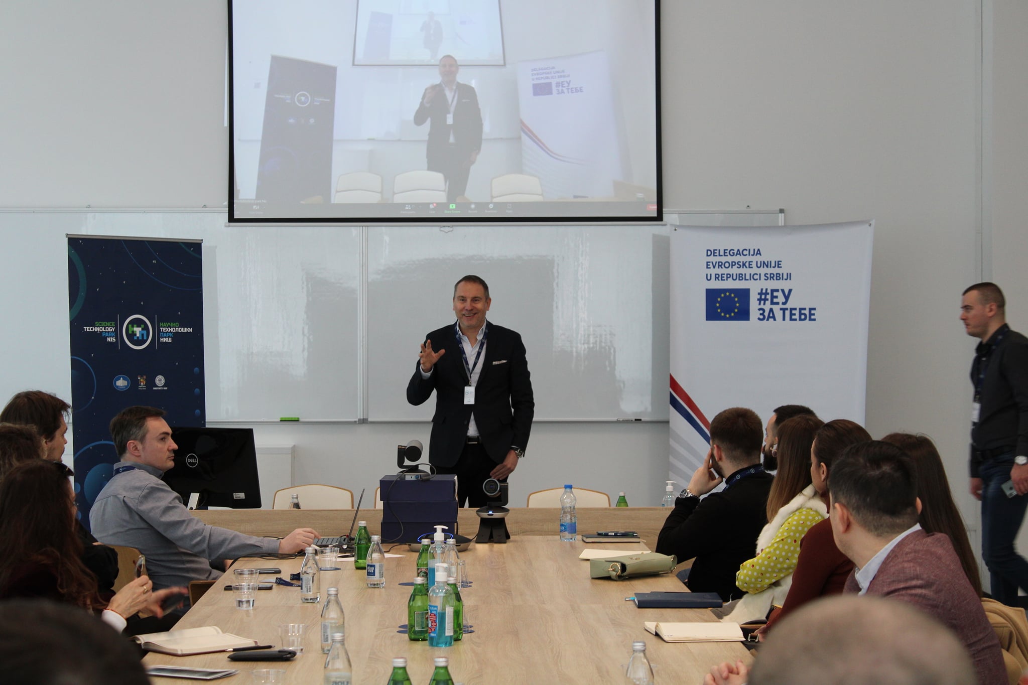 From an idea to a successful business through workshops of the “Valorization of EU Knowledge” series